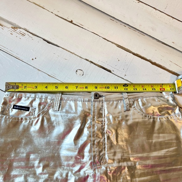 Dolce & Gabbana Metallic Silver Leather Mini Skirt - Picture 9 of 10